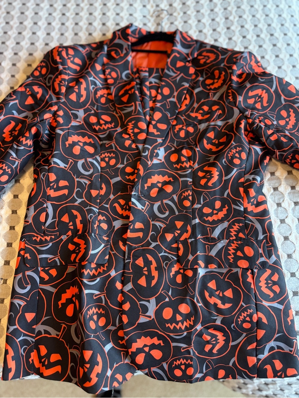 Men's Halloween Pumpkin Print Blazer, Pants, and Tie - Black & Orange